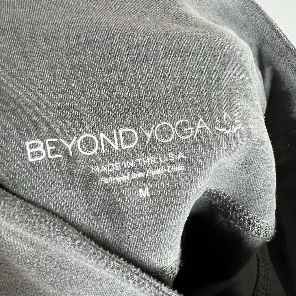 Beyond Yoga Buttery Soft Leggings Heathered Gray High Rise‎ Cropped Sz Medium - Image 8
