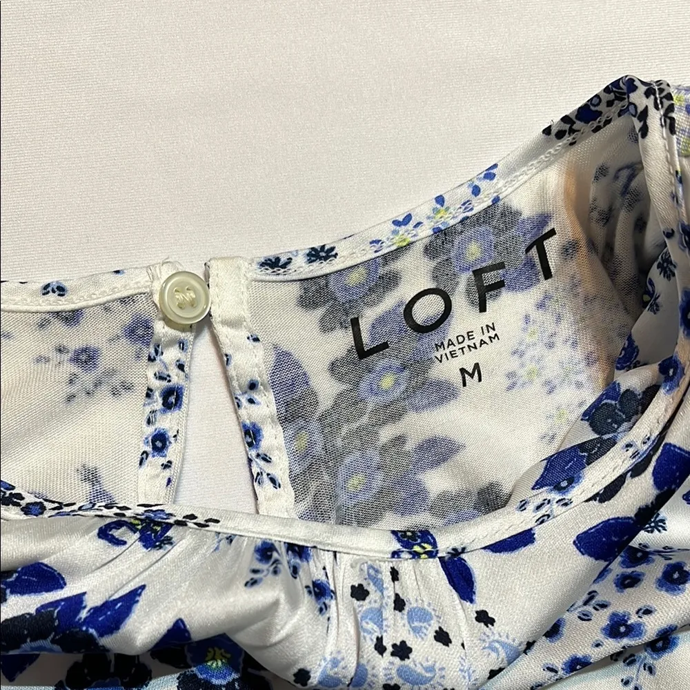 LOFT Blue and White Floral Peter Pan Collar Blouse - Image 3