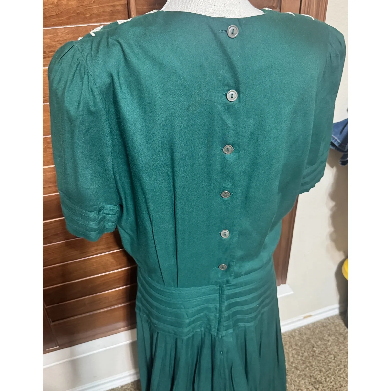 Vintage Plaza South Green Dress Size 14 Midi Soutache Embroidered Neckline - Image 6