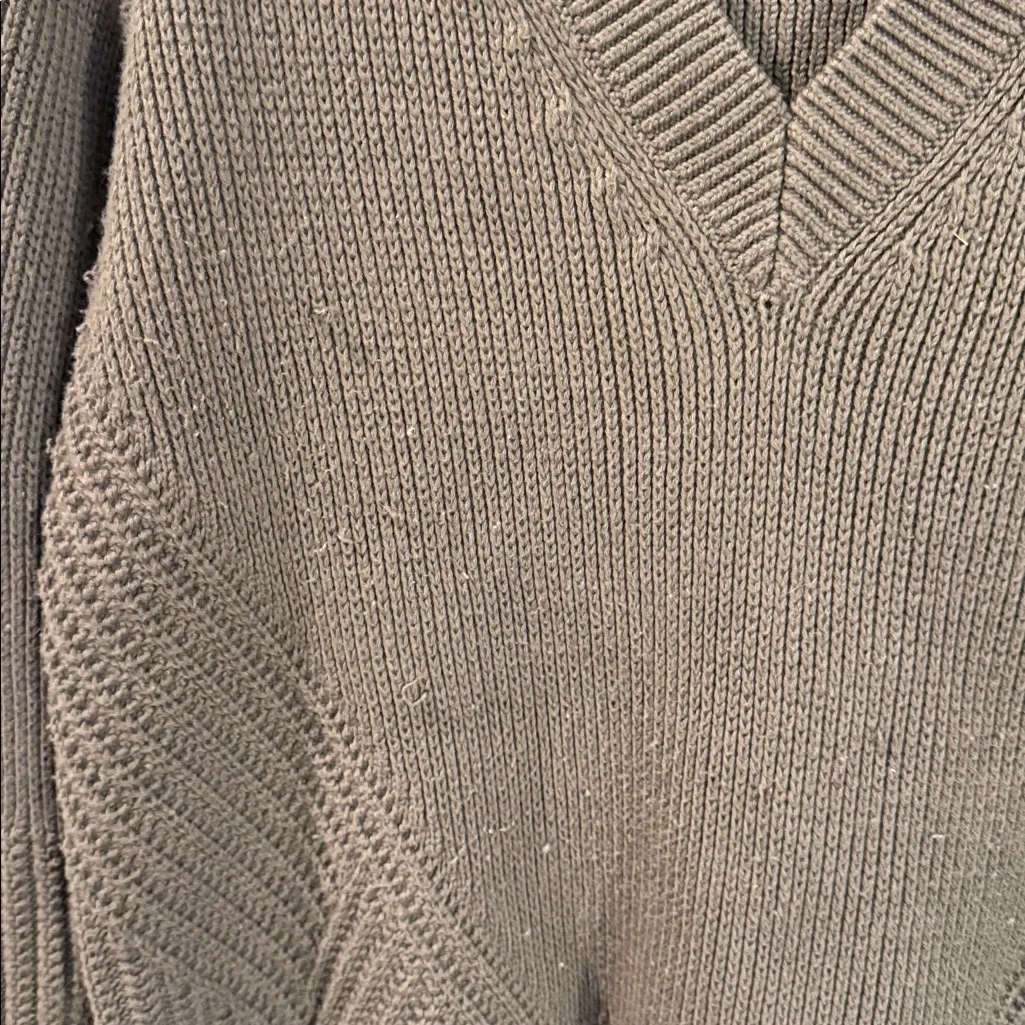 Athleta Teton V Neck Sweater medium - Image 5