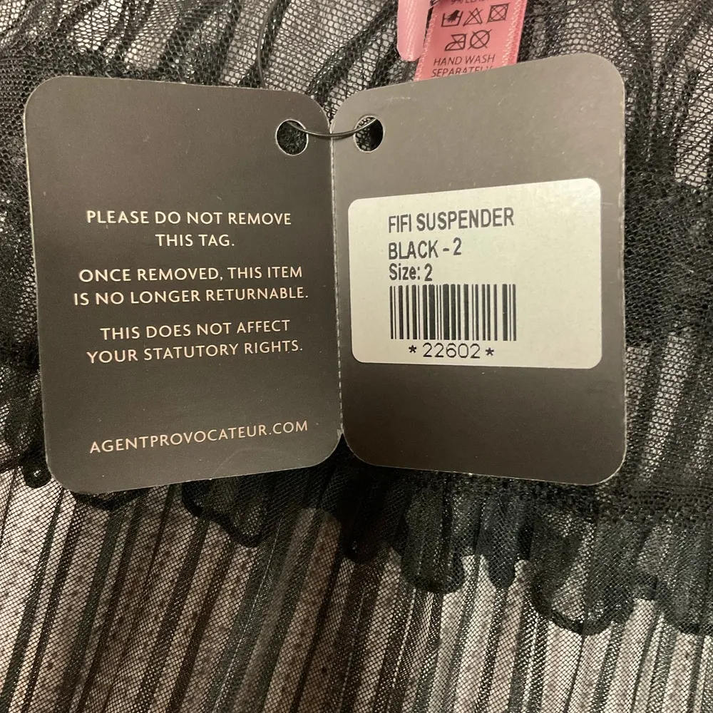 Agent Provocateur Logo Fifi Black Lace Ruffled Suspender Garter Belt Size 2 NWT - Image 10