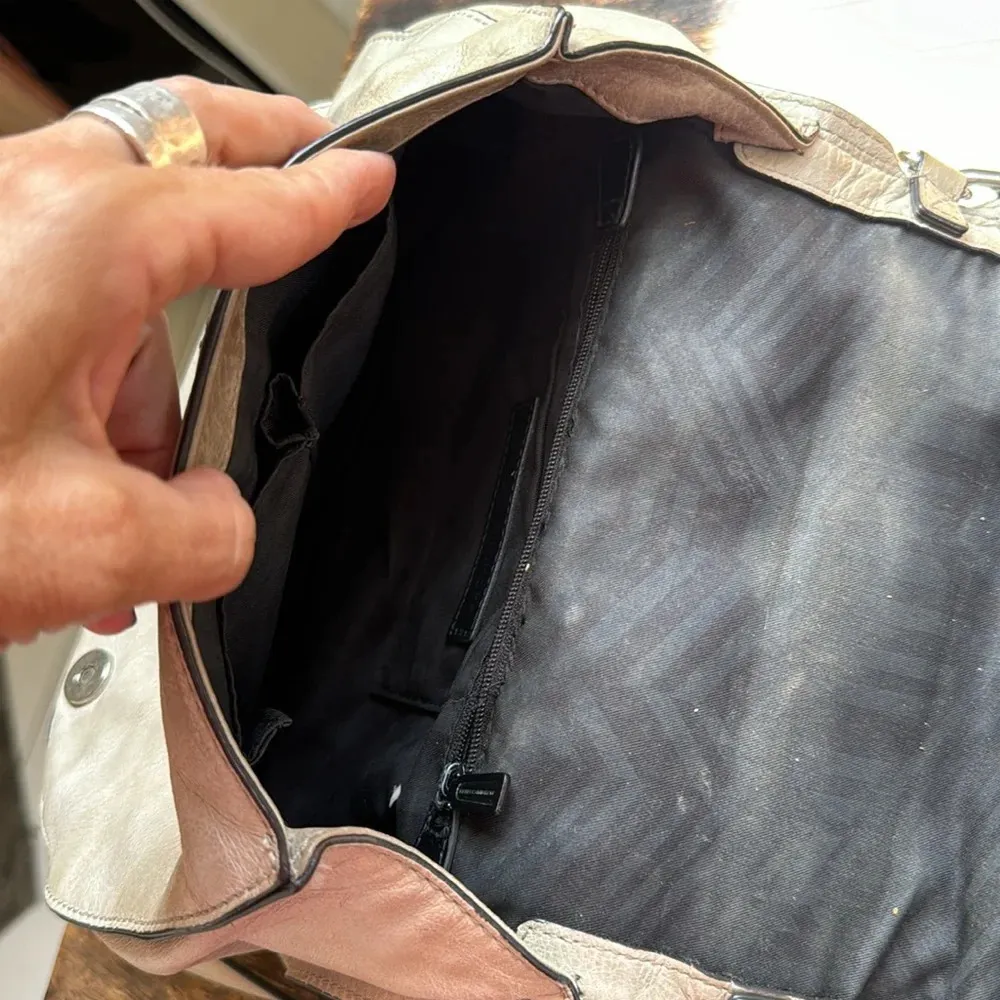 Rebecca Minkoff Vanity Saddle Bag in light Gray - Image 6