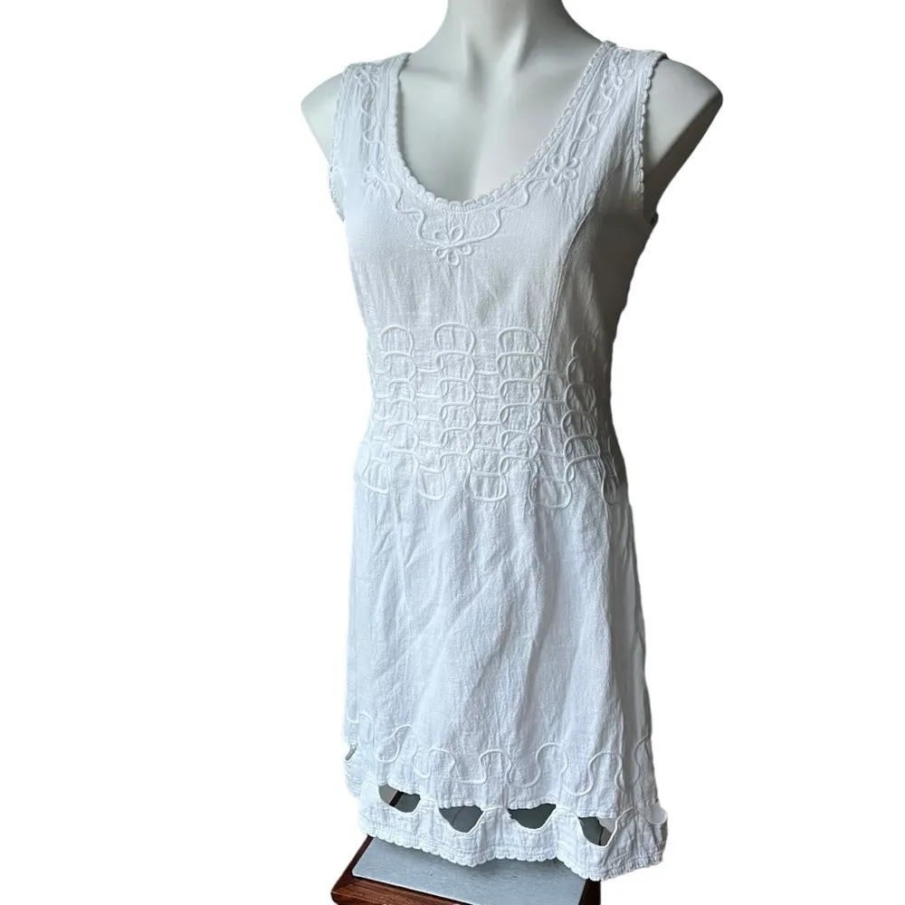 Blanco By Nature Sleeveless V - Image 6