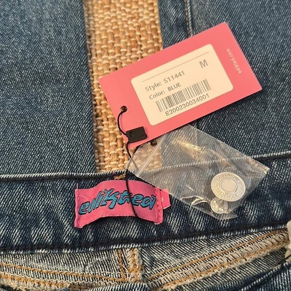**LAST CALL** NEW Edikted Raquel Folded Jeans Medium - Image 4
