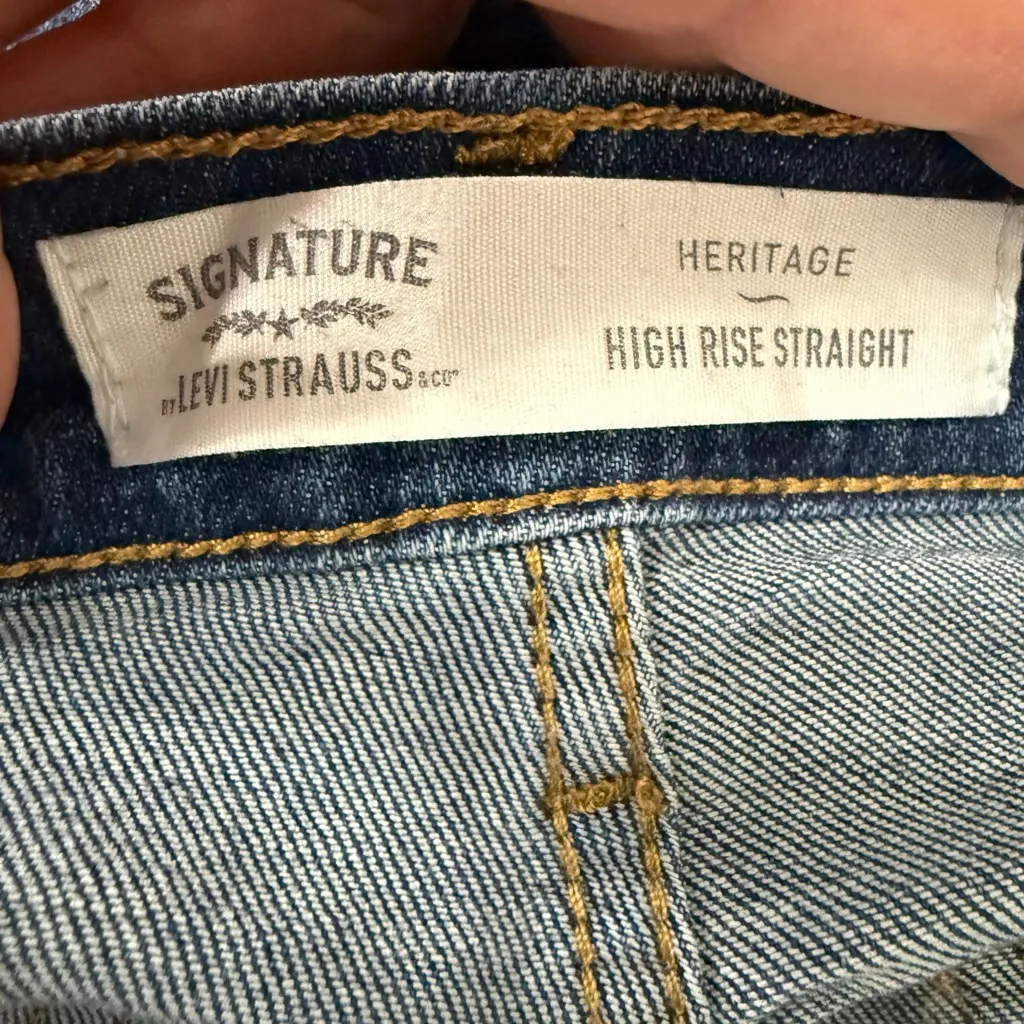 Signature Levi Strauss High Rise Straight Jeans Women’s Size 16 W33 Blue Denim - Image 8