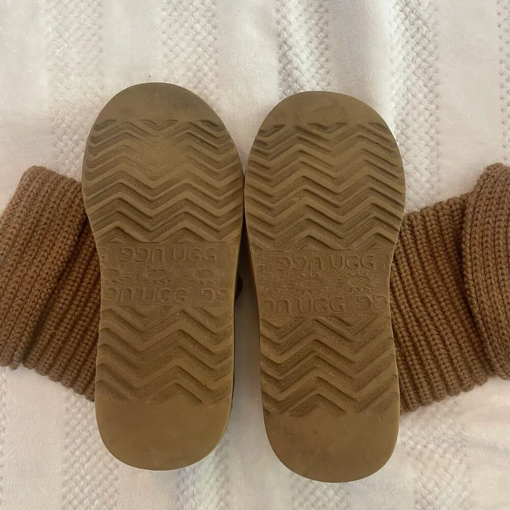 UGG  knit tall boots size 6 - Image 3