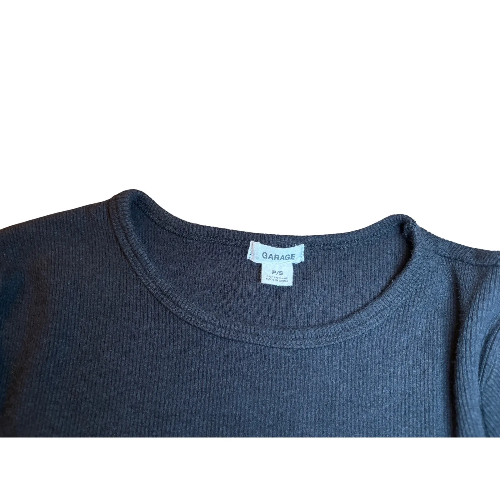 Black Long Sleeve‎ Ribbed Sharkbite Hem Sm Top–Y2K / Model Off Duty / Minimalist - Image 6