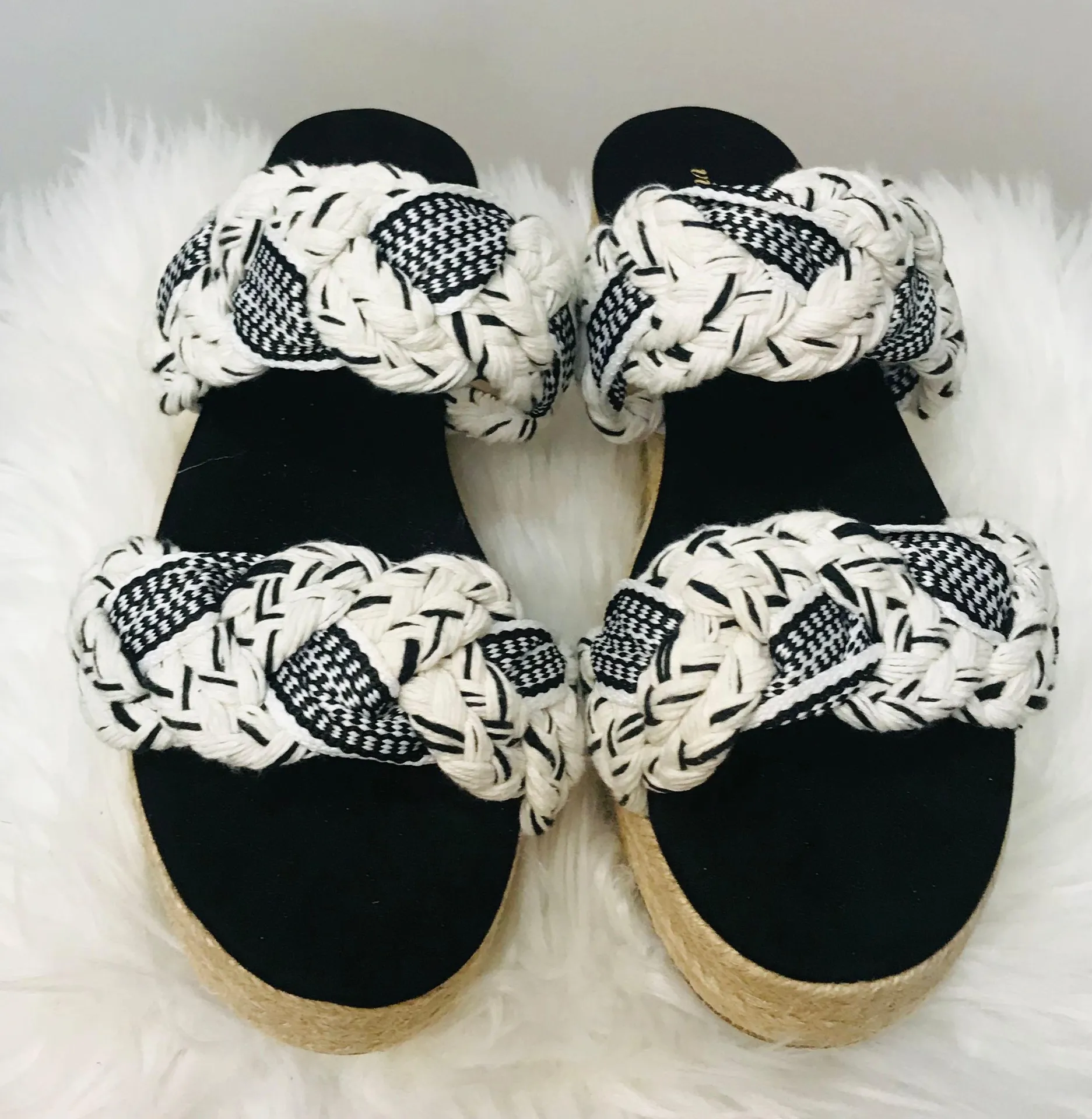 Violet & Red Bryson Slide rope Sandal sz 7. - Image 5