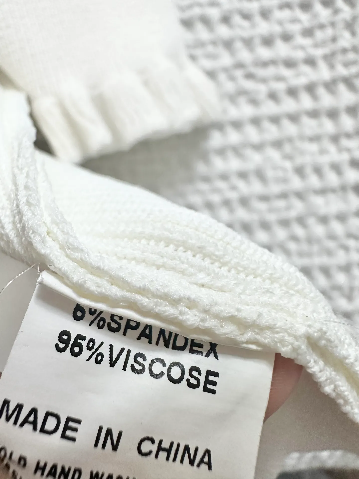 White Crop Top  - Image 4