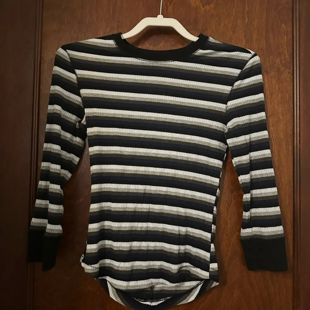 Free People good on you 3/4 sleeve shirt top size S - Image 2