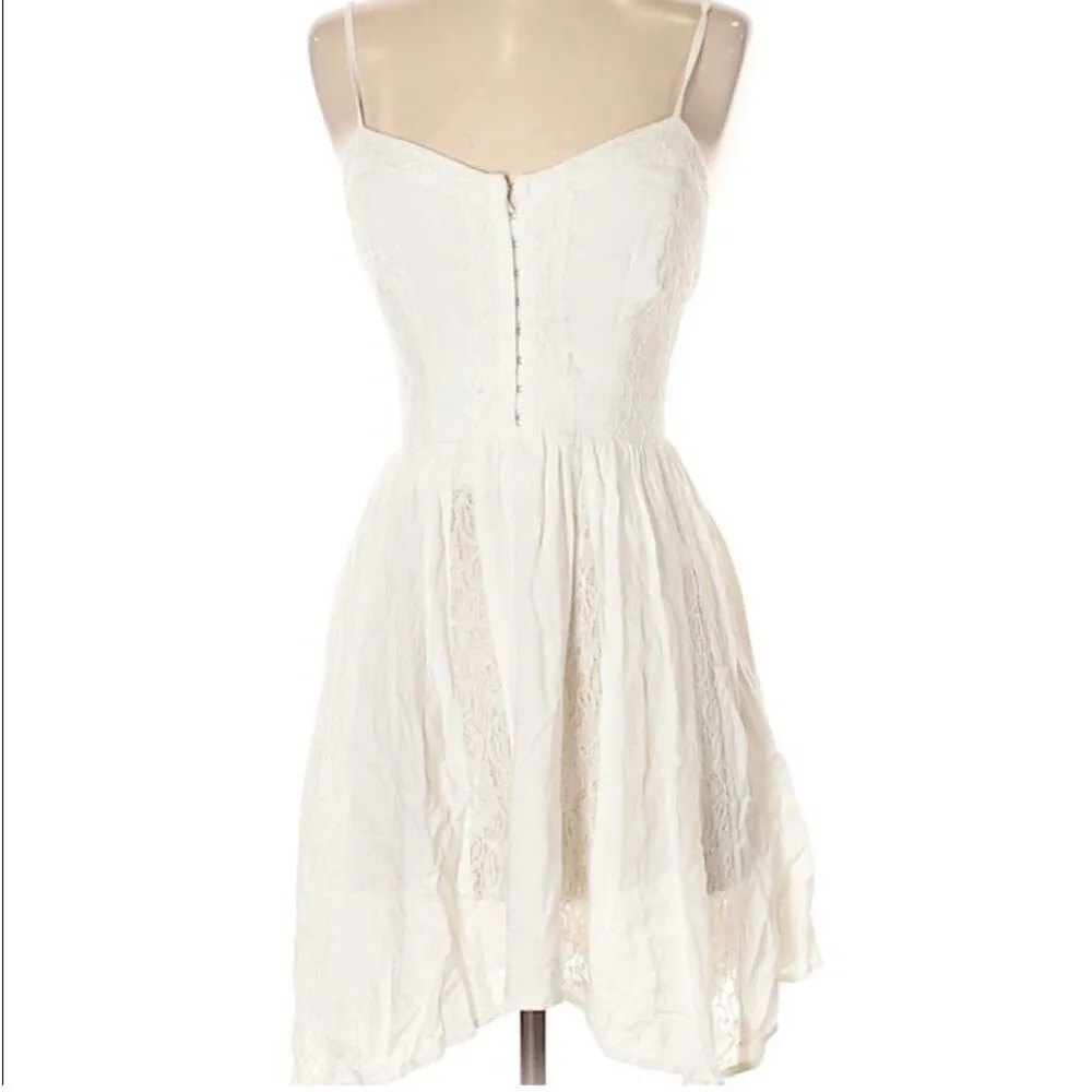 ✨Aeropostale × Bethany Mota Limited Edition White Sz Large Dress✨ - Image 3