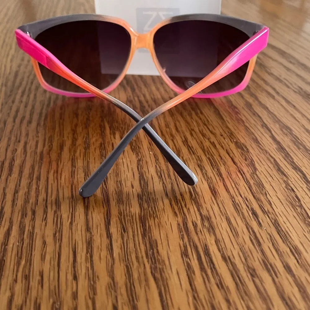 ALDO  Pink Color Block Sunglasses - Image 7