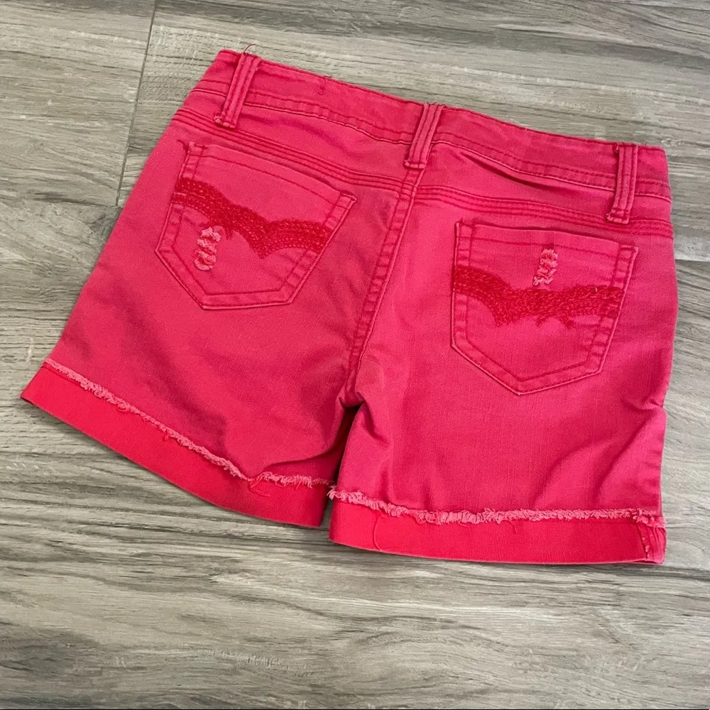 Wallflower bright pinkish red shorts size 6 - Image 2