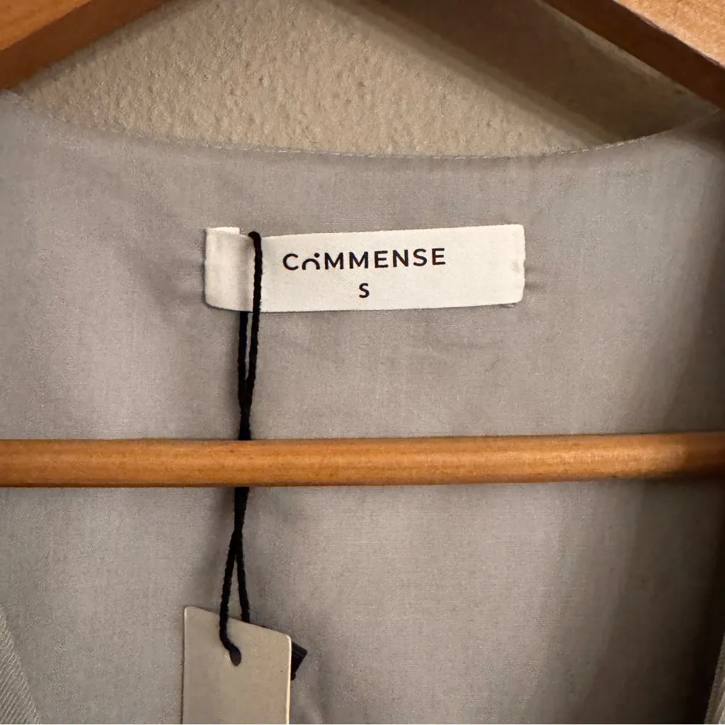 COMMENCE Vest w Gold Buttons Gray - Image 3