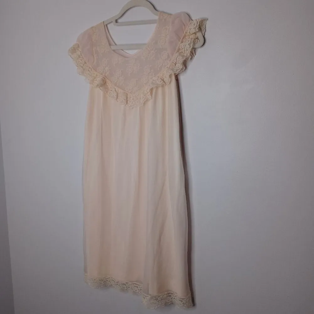 Vintage light pink nightgown Pink Size undefined - Image 3
