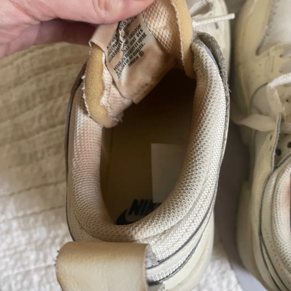 Nike dunk low disrupts coconut milk (women’s size 7) - Image 13