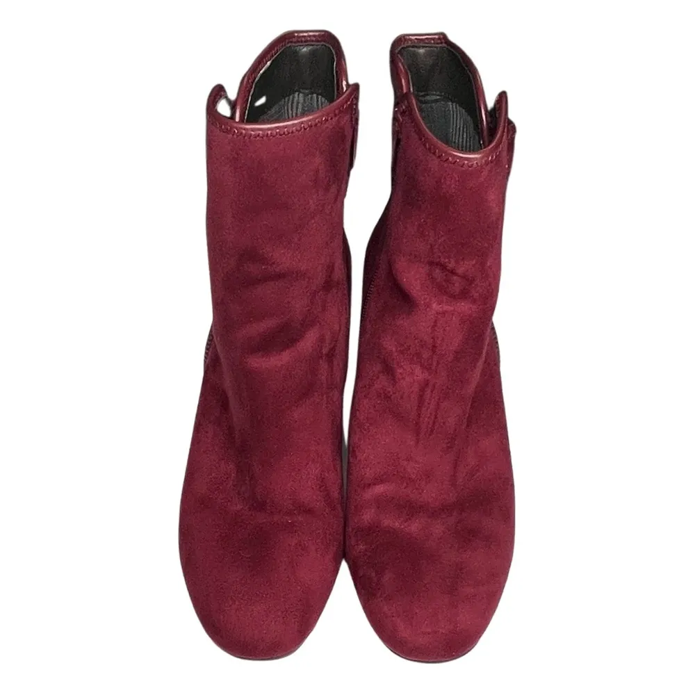White Mountain faux suede ankle booties 10 burgundy buckle block heel holidays - Image 5