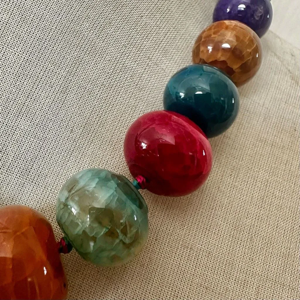 Lucas Lamenth LUC Multicolor Dyed Agate Statement Necklace with Sterling Clasp - Image 7