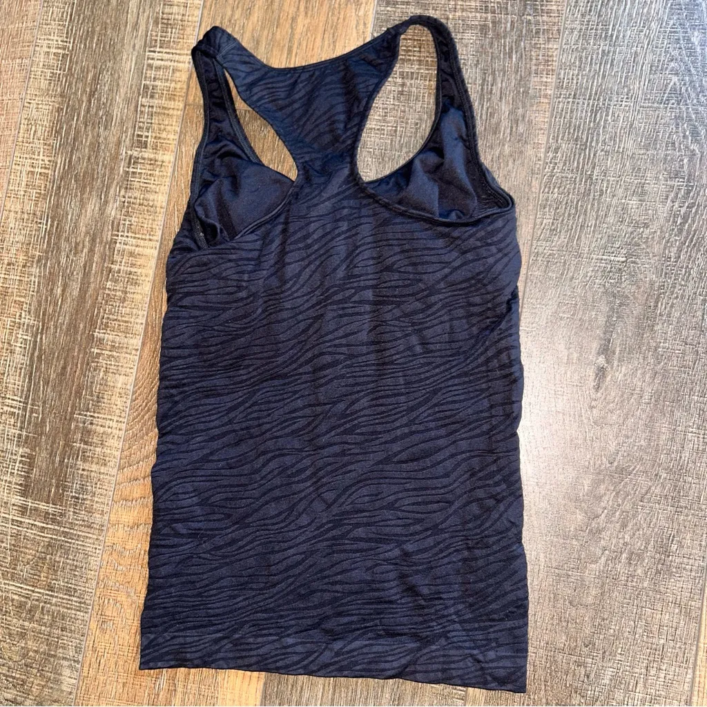 Danskin Black Textured Women's Tank Top Small - Image 4