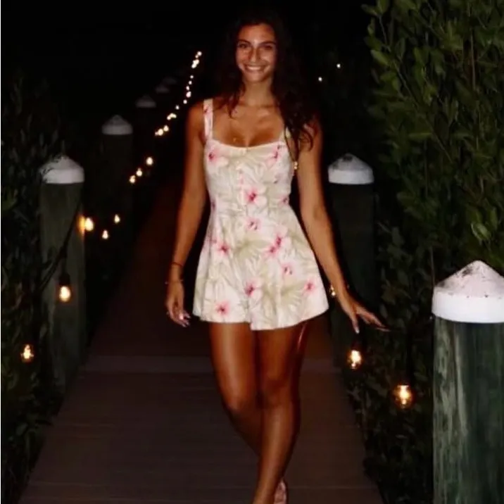 Forever 21 Tropical Flower Romper - Image 8