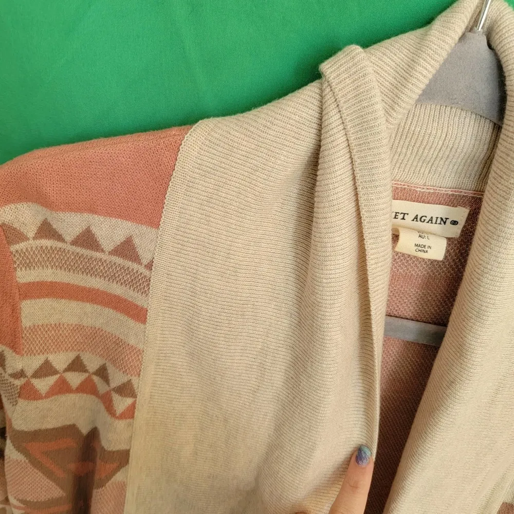 Yet Again Tan Rust Brown Boho Aztec Knit Open Front Women's Cardigan Size Large - Image 4