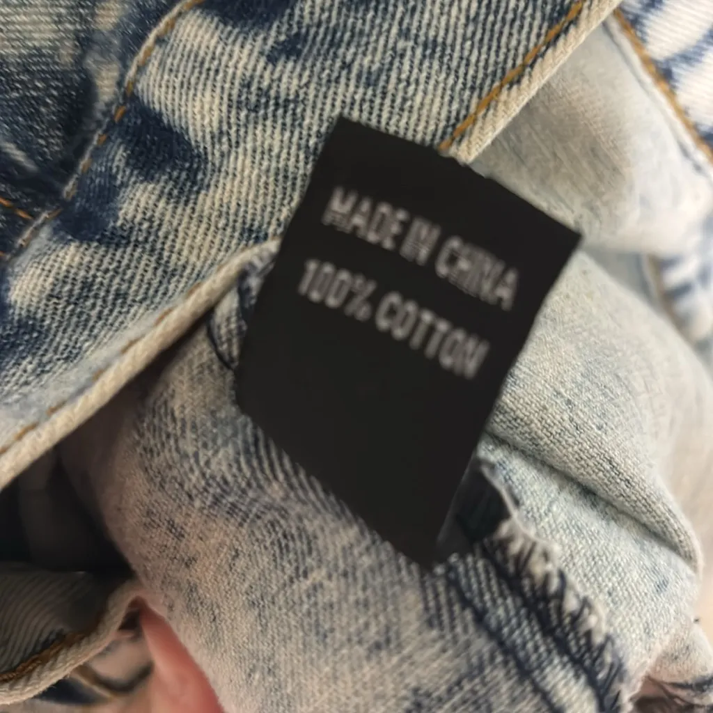 THRILL Thrashed Distressed Long Line Button Down Acid Wash Denim Jacket XL Blue - Image 7