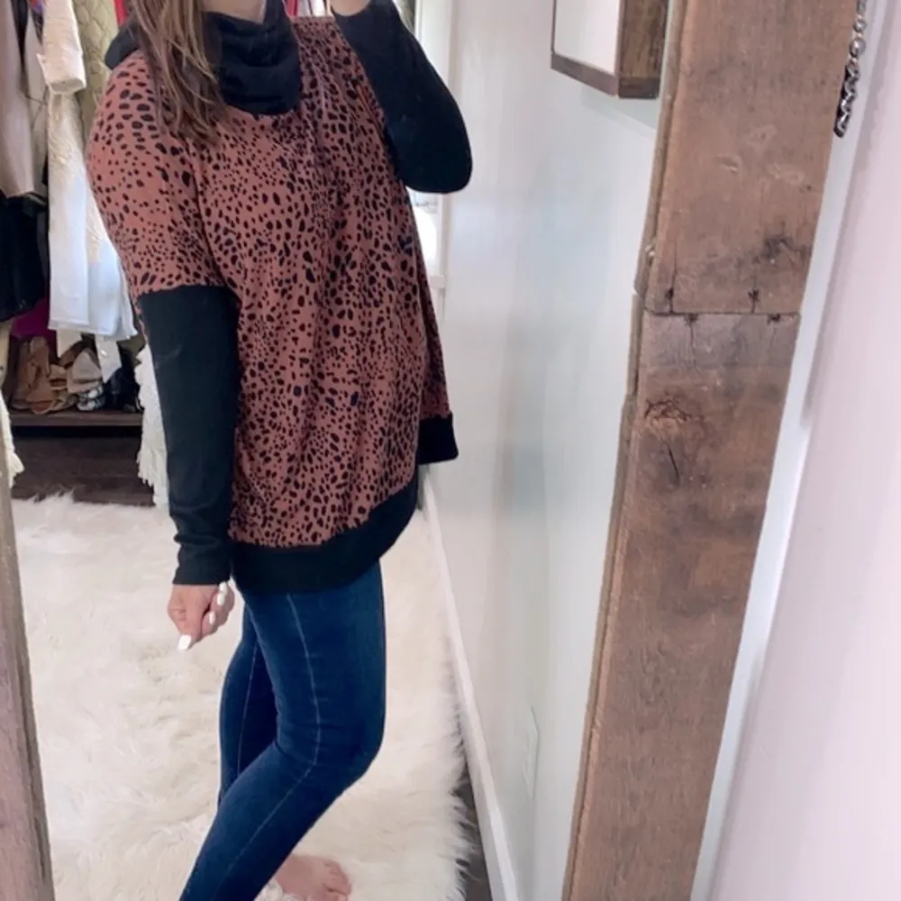 HONEYME knit sweater leopard print size medium new with tags - Image 3