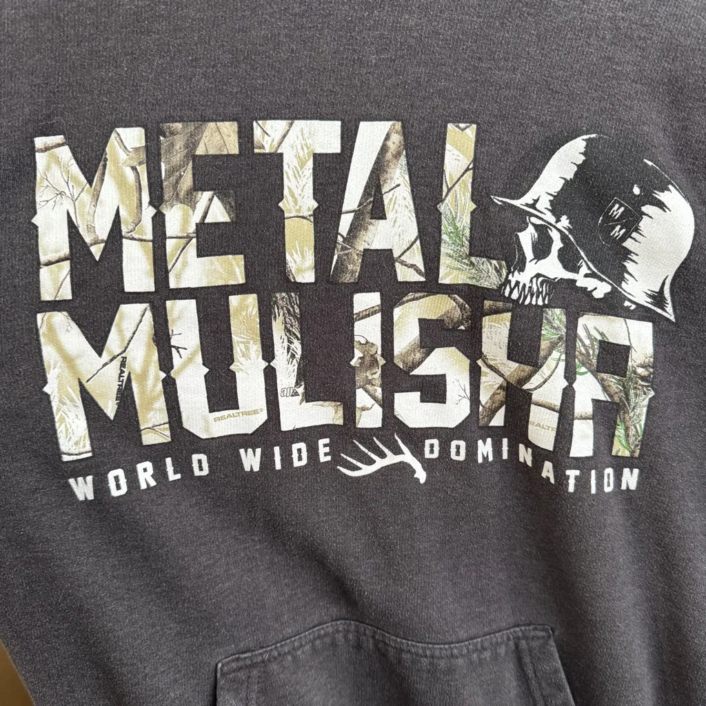 Metal Mulisha Realtree World Domination hoodie size small - Image 2