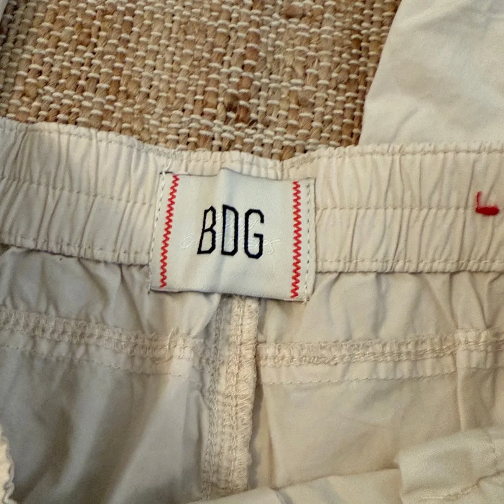BDG Urban Outfitters Cream Y2K Low Rise Corduroy Cargo Pants Small - Image 7