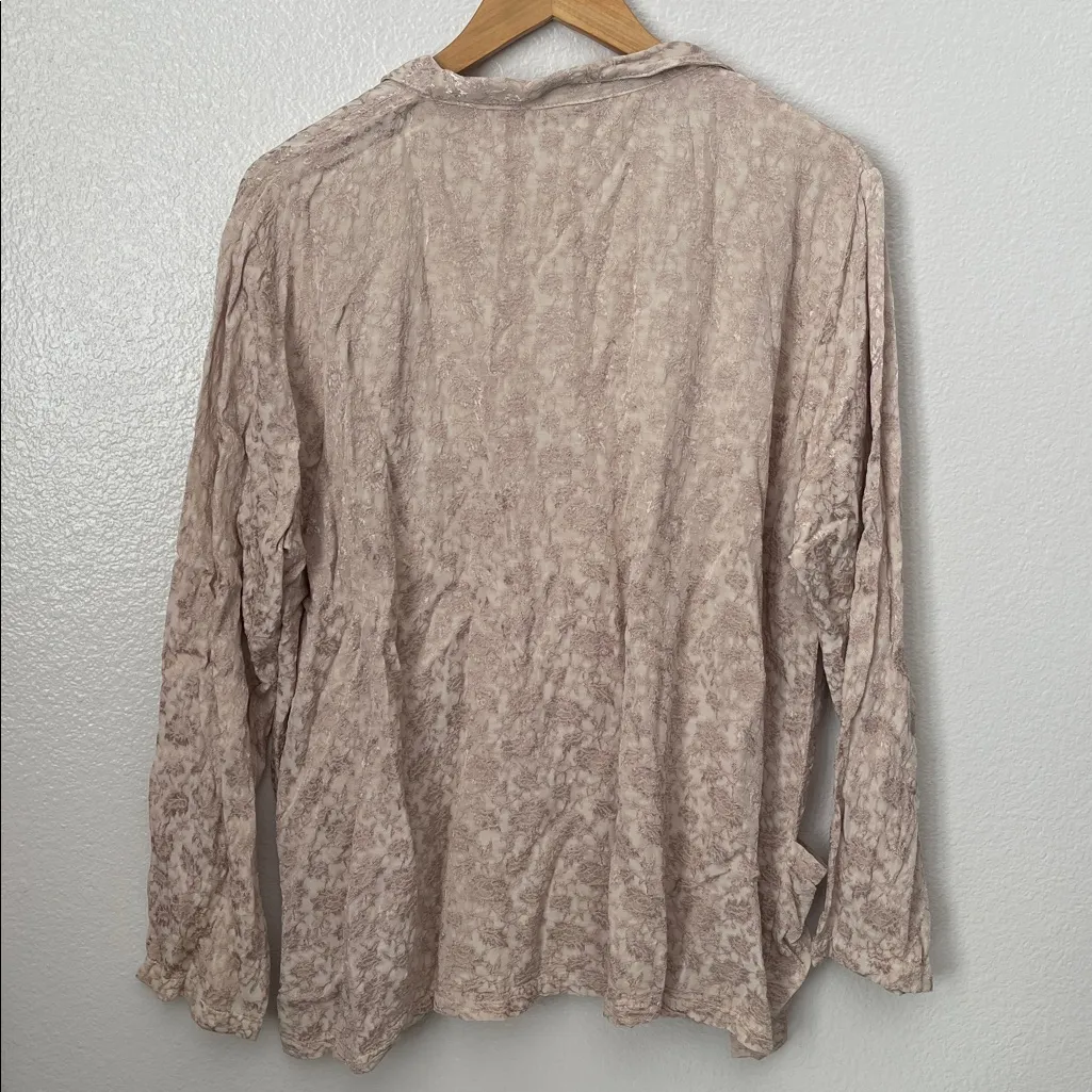 CP Shapes beige cream button down embroidered floral print lagenlook shirt M - Image 6