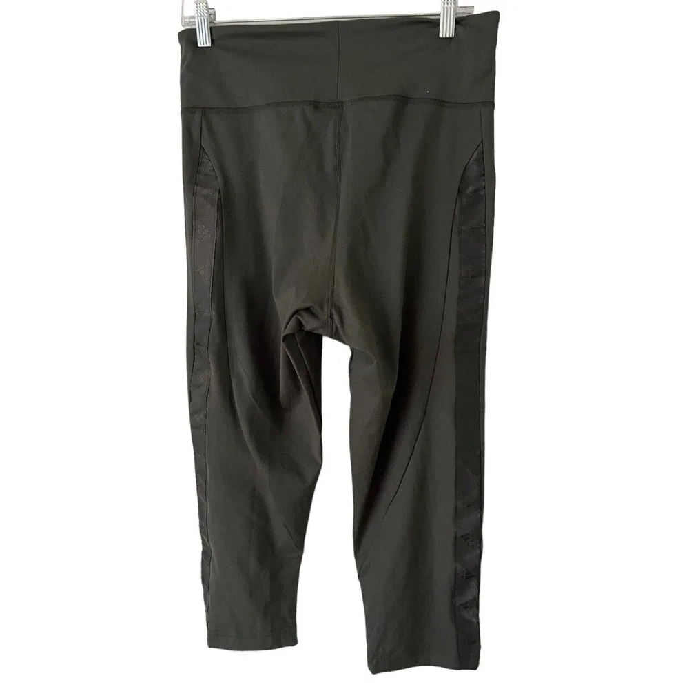 NWT Adidas X Zoe Saldana High Rise Logo Ribbon Cropped Dark Green Tights Large - Image 2