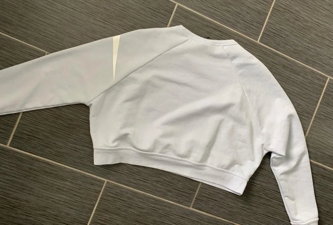 Nike Crop Sweatshirt - Image 5