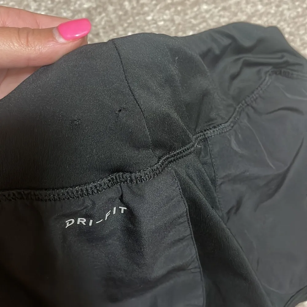 Black nike shorts - Image 7