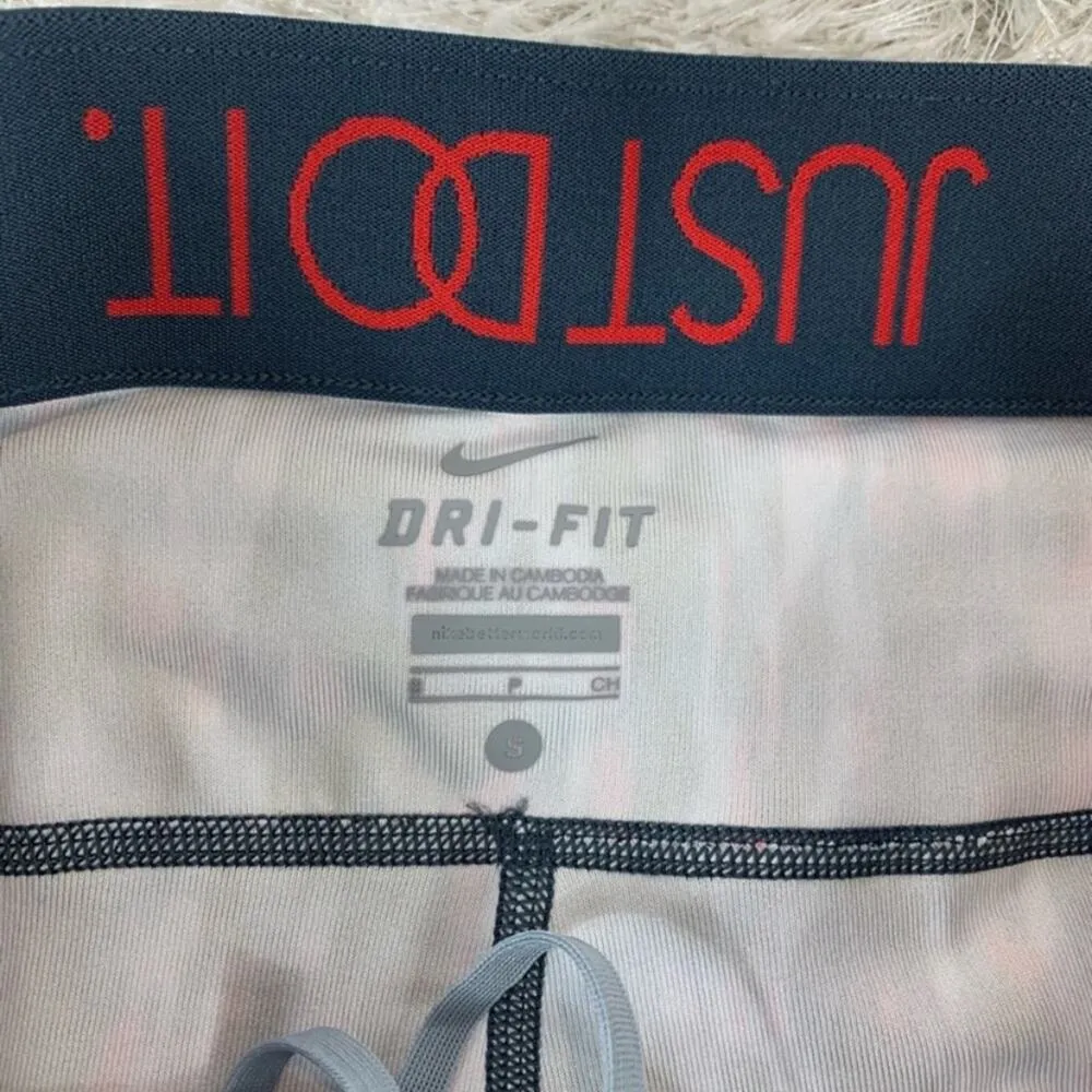 Nike Cropped Leggings Workout Flame Small - Image 3