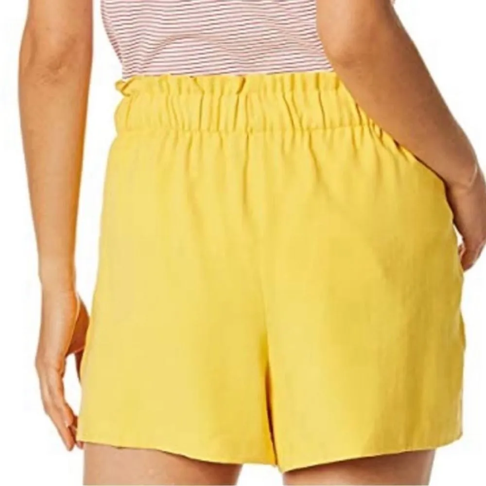 BCBGeneration Tie-Front Shorts Yellow- Size XS - Image 2