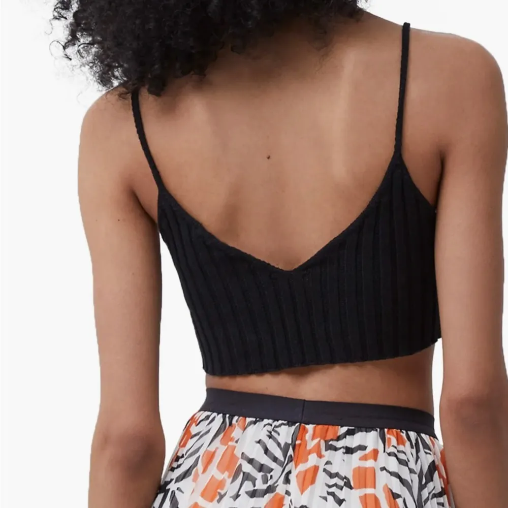 Kera Mozart Strappy Crop Top - Image 2