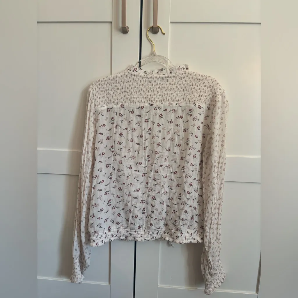 Abercrombie and Fitch Floral Cotton Button Down Blouse Top Size Small - Image 2