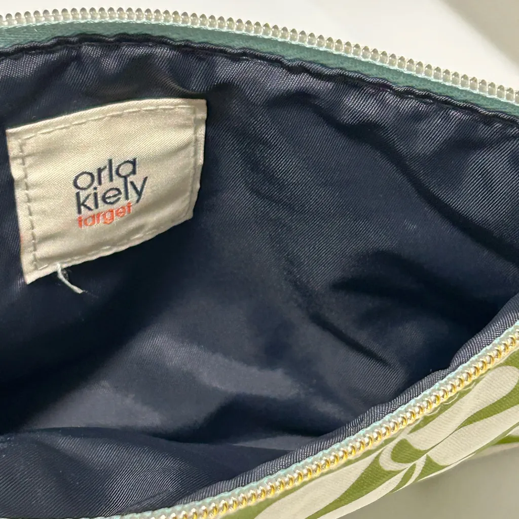 Orla Kiely Cosmetic Case Green Cream - Image 7