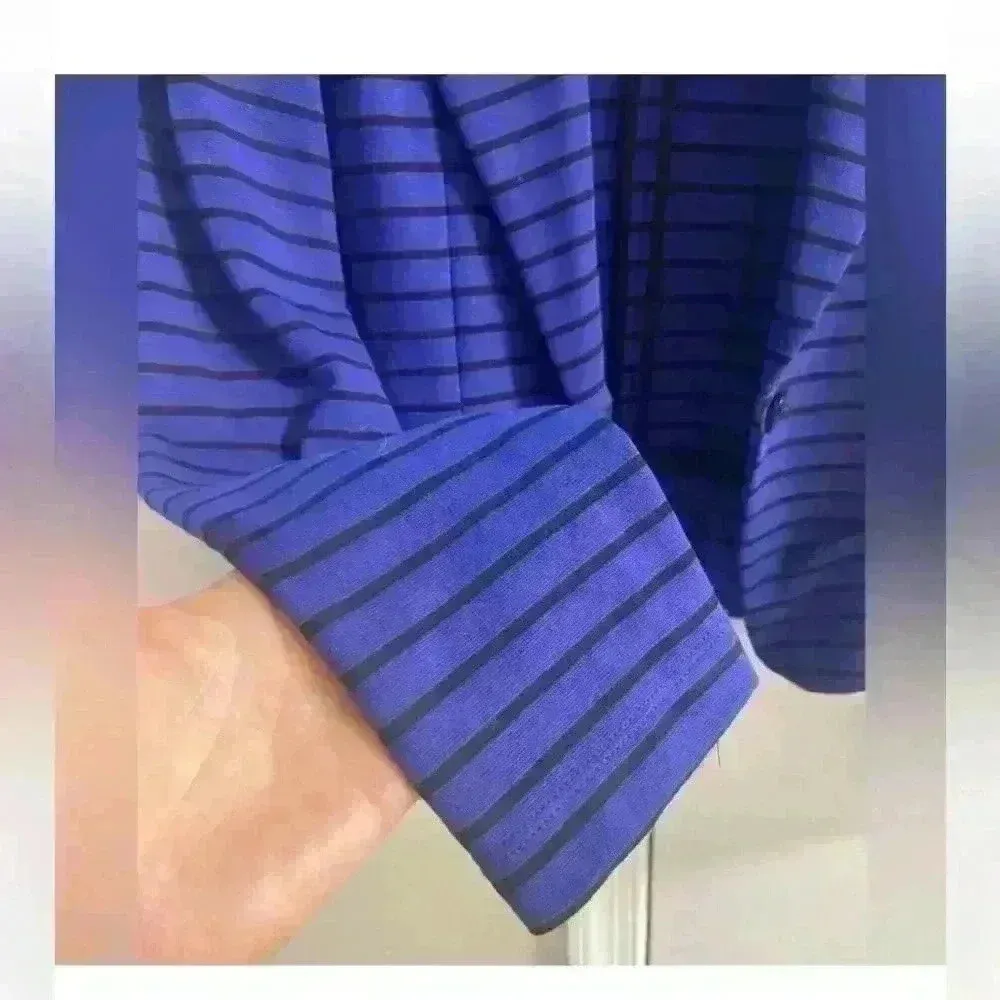 Cartonnier Anthropologie purple striped button front casual blazer. XS/S - Image 3