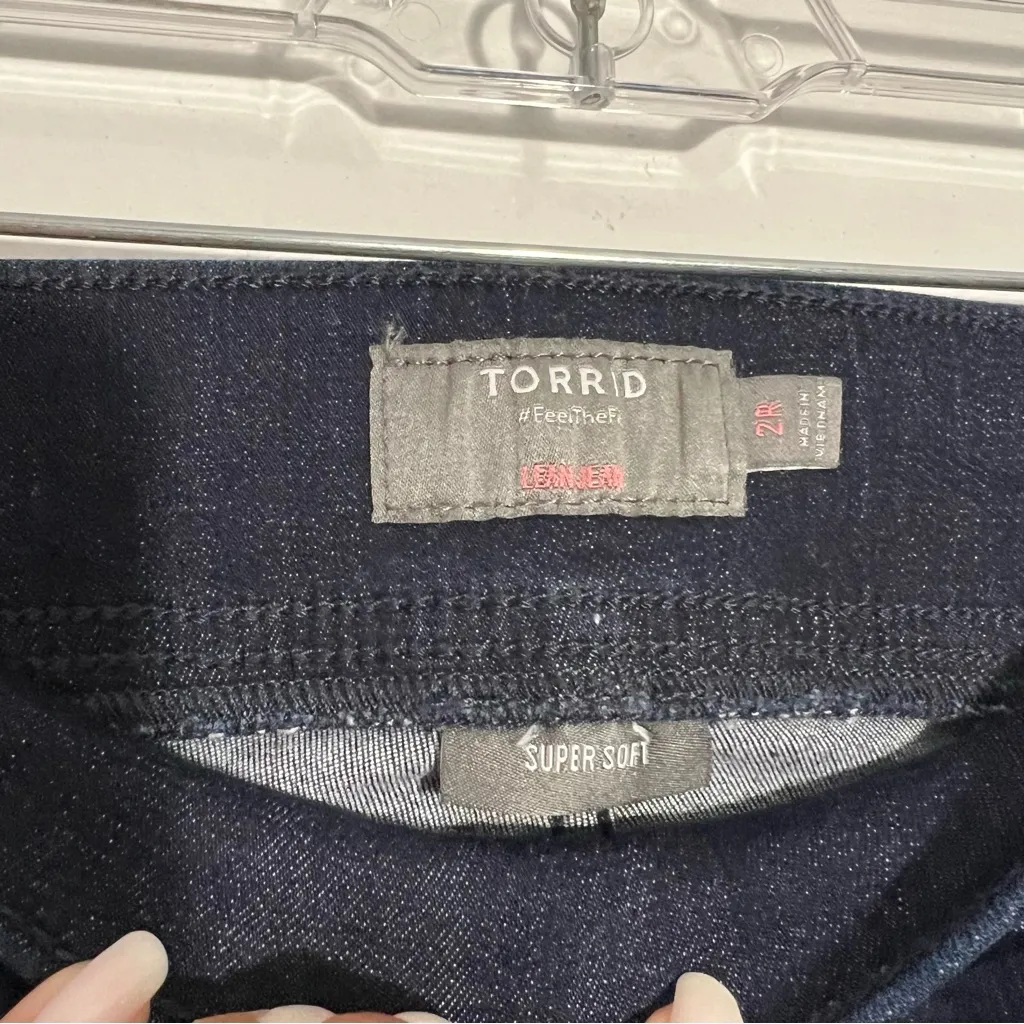 Torrid High Rise Sateen Super Soft Pull On‎ Jegging Lean Jean Size 2X - Image 9