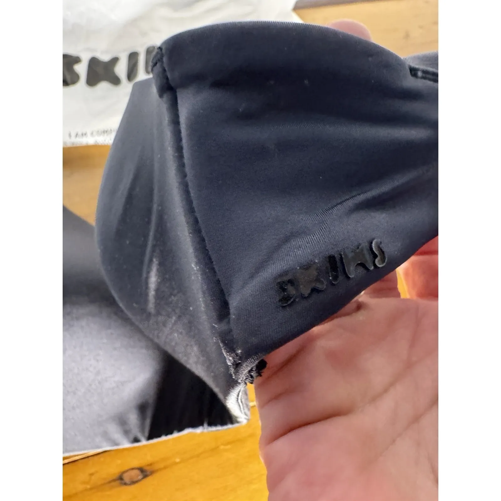 Skims Wireless Form Push Up Plunge Bra 32D Lot of 2 NWT Black Sienna - Image 2