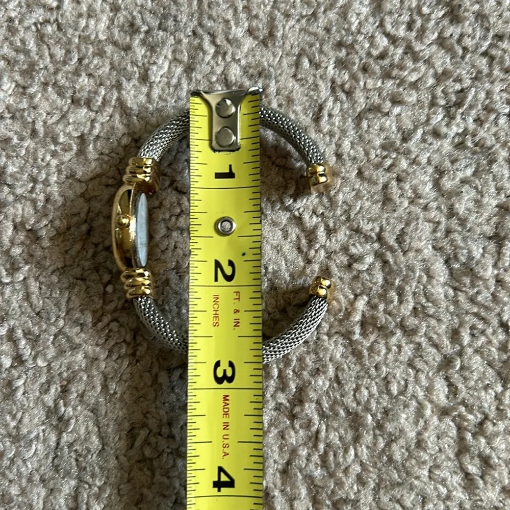 Jacklyn Smith women’s vintage two‎ tone silver/gold watch one size - Image 7