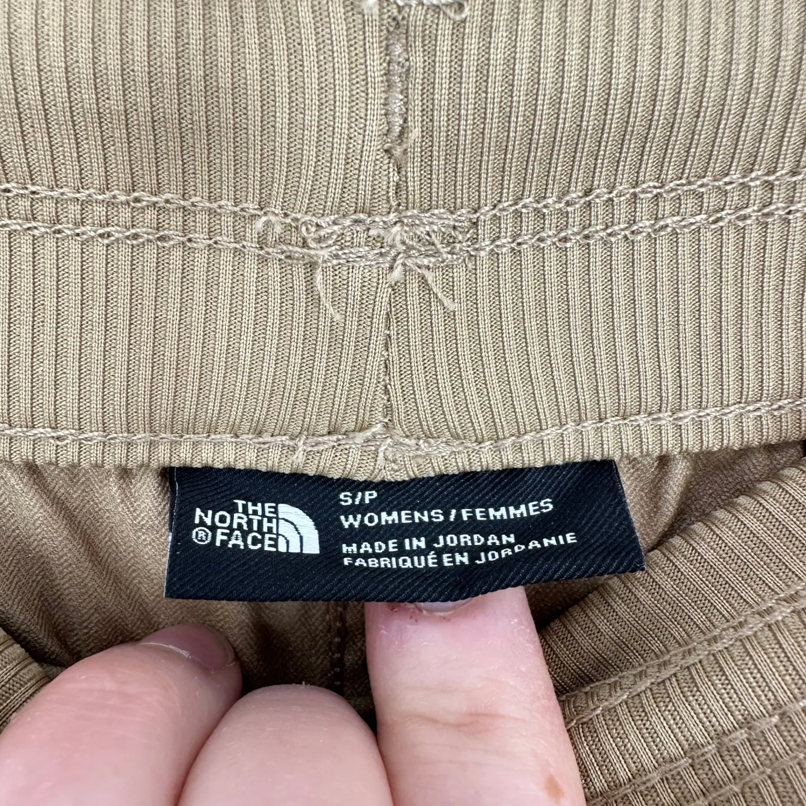 The North Face Womens Size Small Pull On Drawstring‎ Shorts Khaki Outdoor Hiking - Image 3