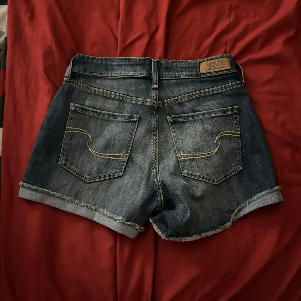 Levi’s Jean Shorts - Image 3