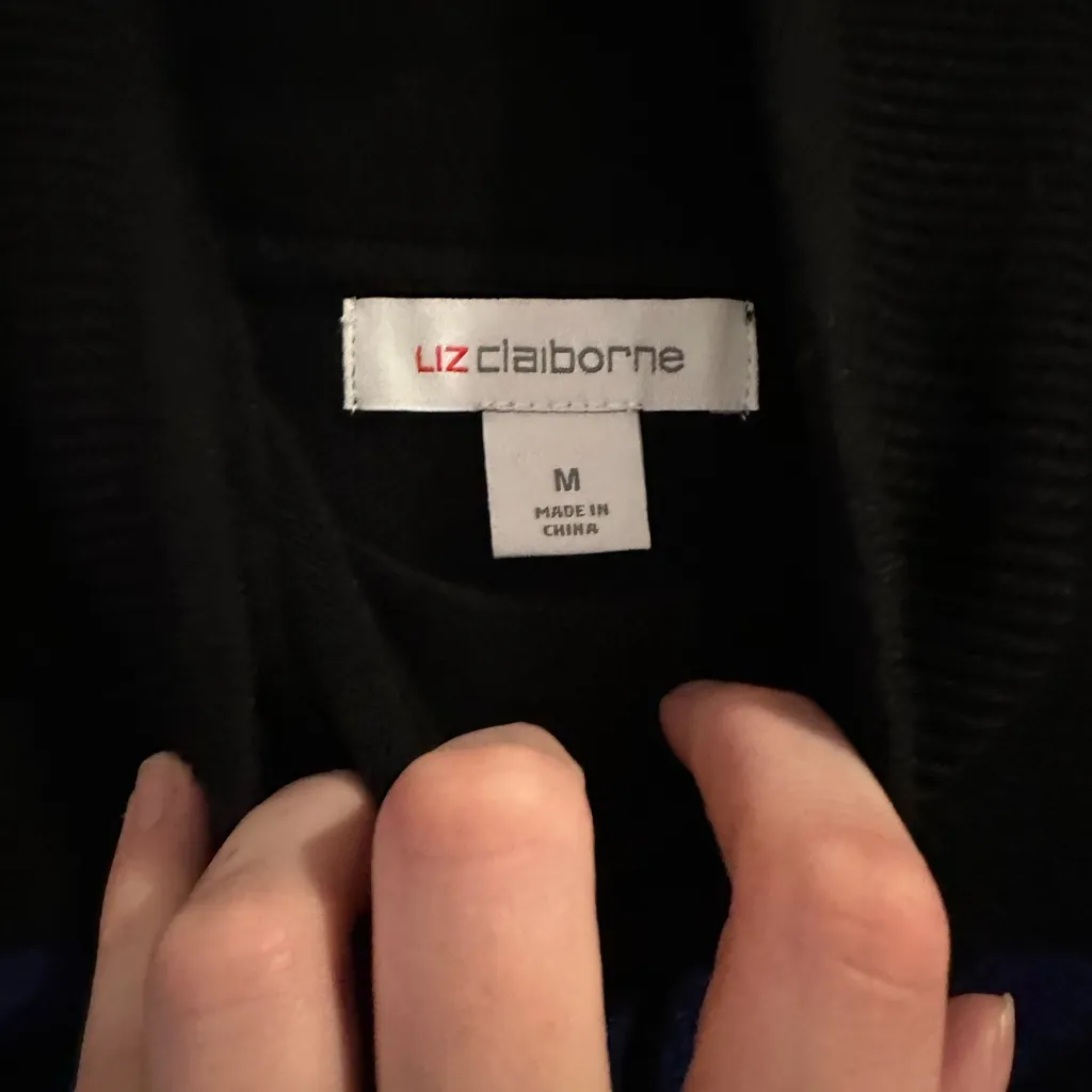 Liz Claiborne Cozy Black and Blue Sweater - Image 3