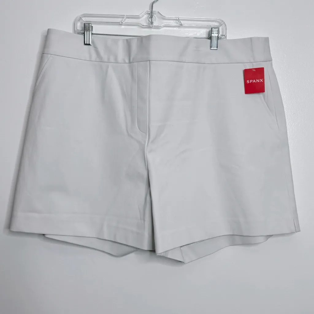 NWT Spanx On The‎ Go Silver Lining 6" Shorts In Classic White 20375R Size 3X - Image 2