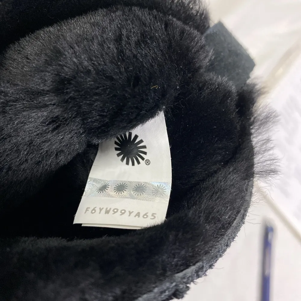 UGG Kouri Suede Sheepskin Clog Boots Women Black Sz 9 Platform Heel Studded Trim - Image 9