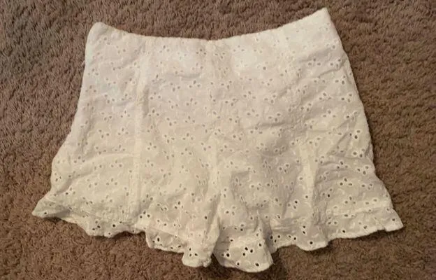 Ruffle Hem Shorts - Image 3