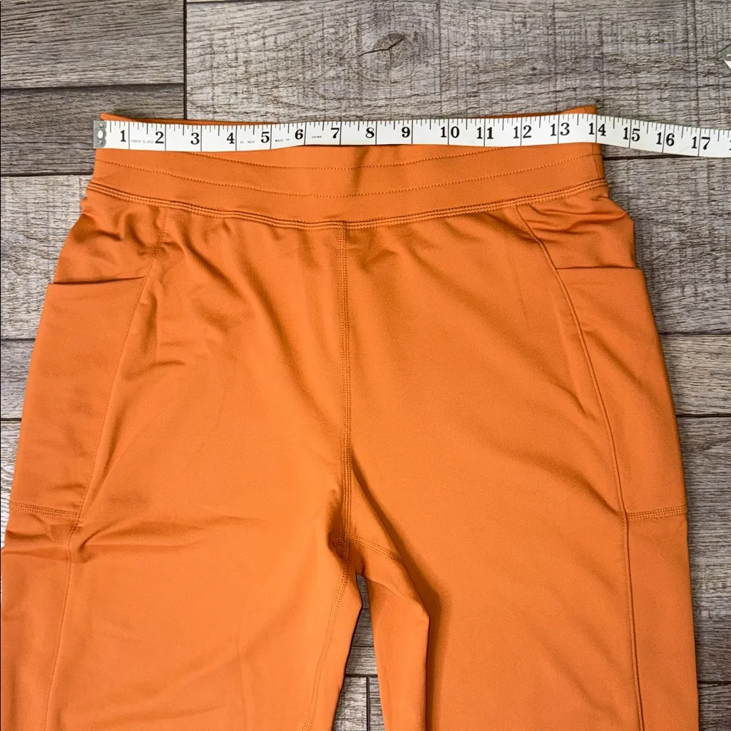 Fabletics  Sequoia High-Waisted Cold Weather Pocket Jogger - Image 8