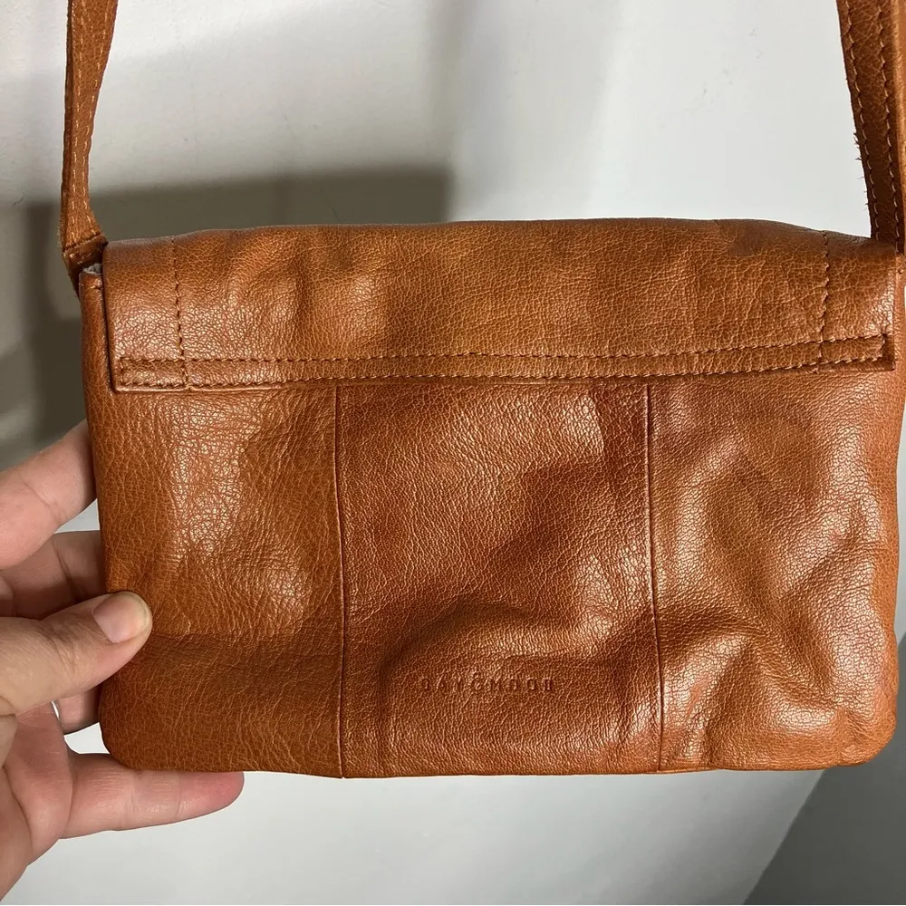 Anthropologie Day &‎ Mood pine crossbody genuine leather bag Brown - Image 4